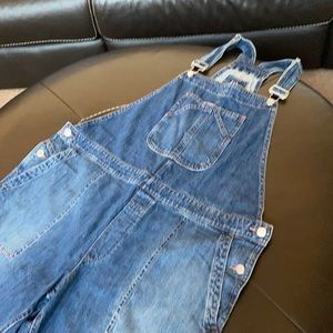 GAP - blue overall jeans